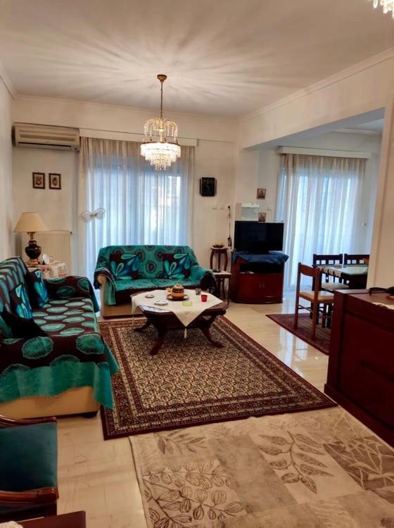 Marys House , Lovely 2-Bedroom Apartment Salonicco Esterno foto